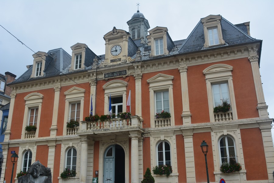 mairie Cauterets