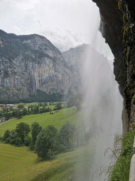 cascade Lauterbrunnen